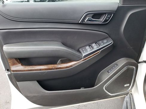 Used 2019 Chevrolet Tahoe LT AWD/4WD image 18