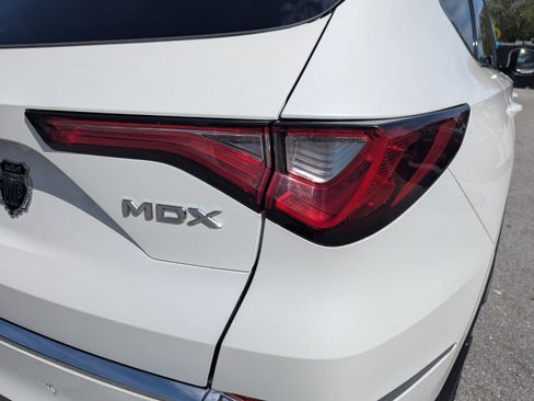 Used 2022 Acura MDX w/ Technology Package FWD image 17