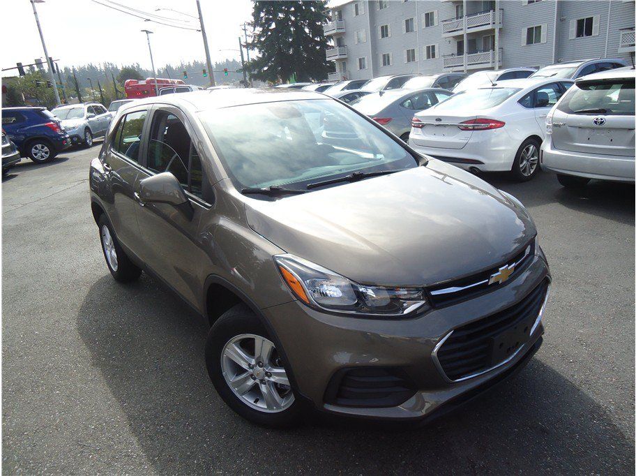 Used 2021 Chevrolet Trax LS AWD/4WD image 4
