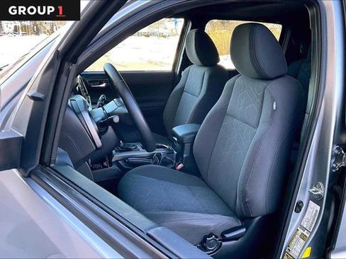 Certified 2017 Toyota Tacoma TRD Sport image 8