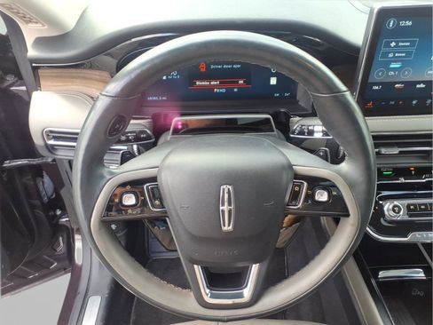 Used 2023 Lincoln Corsair Reserve w/ Equipment Group 202A AWD/4WD image 15