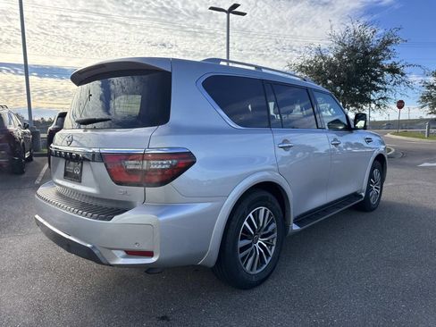 Used 2024 Nissan Armada SL image 5