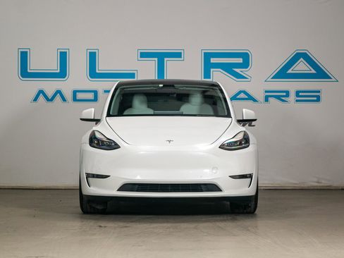 Used 2021 Tesla Model Y Performance image 5