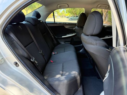 Used 2013 Toyota Corolla S FWD image 21