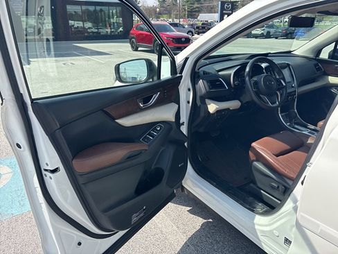 Used 2019 Subaru Ascent Touring w/ Popular Package #2 image 13