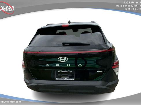 Used 2024 Hyundai Kona SEL AWD/4WD image 6