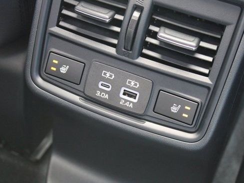 New 2026 Subaru Outback Limited AWD/4WD image 36