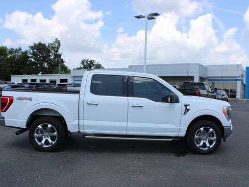 Used 2022 Ford F150 XLT w/ Equipment Group 302A High AWD/4WD image 11