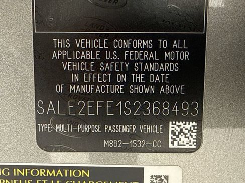 Used 2025 Land Rover Defender 110 X-Dynamic SE AWD/4WD image 28