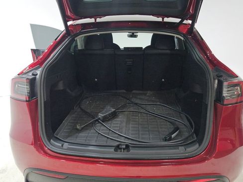 Used 2025 Tesla Model Y Long Range image 45