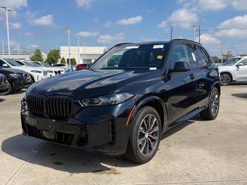 Certified 2024 BMW X5 xDrive40i w/ M Sport Package AWD/4WD image 1