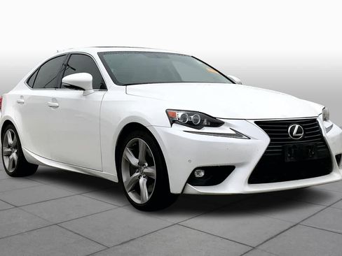 Used 2015 Lexus IS 350 w/ Navigation System Package RWD image 3