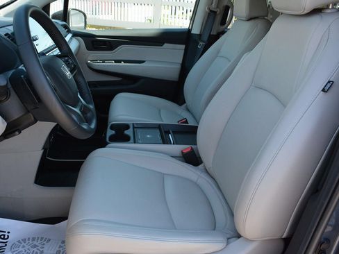 Used 2026 Honda Odyssey EX-L image 7