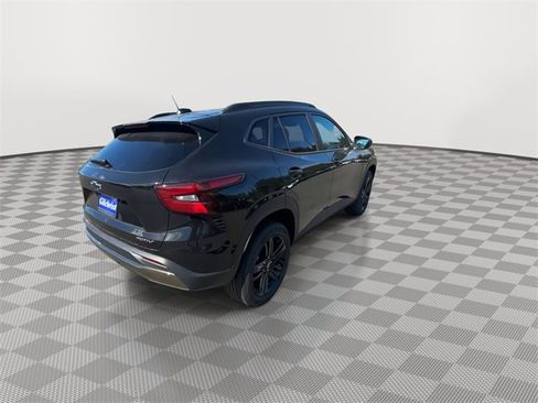 New 2025 Chevrolet Trax ACTIV w/ Driver Confidence Package image 8