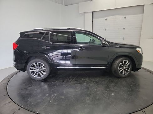 Used 2018 GMC Terrain Denali w/ Driver Alert Package II FWD image 19