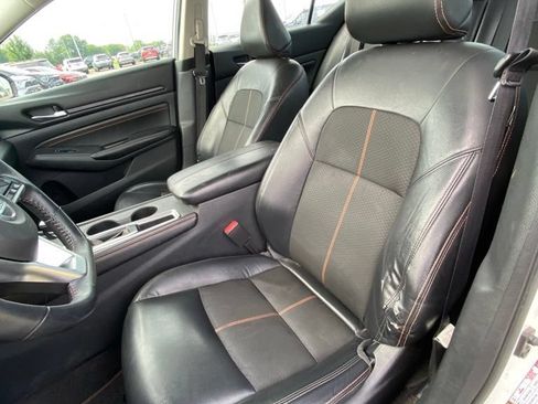Used 2021 Nissan Altima 2.5 SR FWD image 10