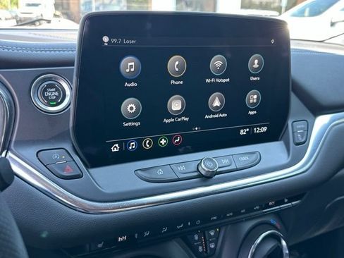 Used 2023 Chevrolet Blazer LT w/ Convenience Package FWD image 11