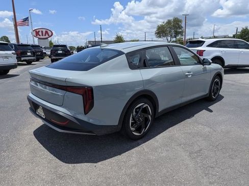New 2026 Kia K4 GT-Line Turbo FWD image 5