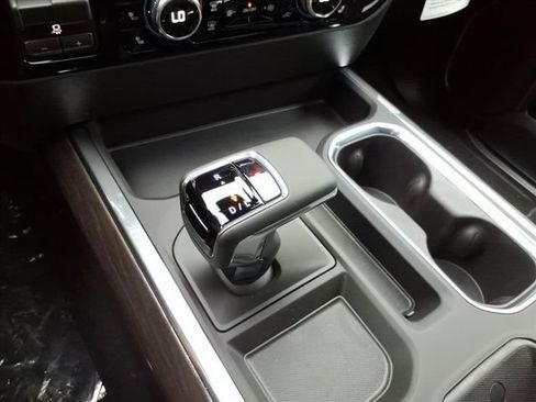 New 2026 GMC Sierra 1500 SLT w/ SLT Premium Plus Package image 33