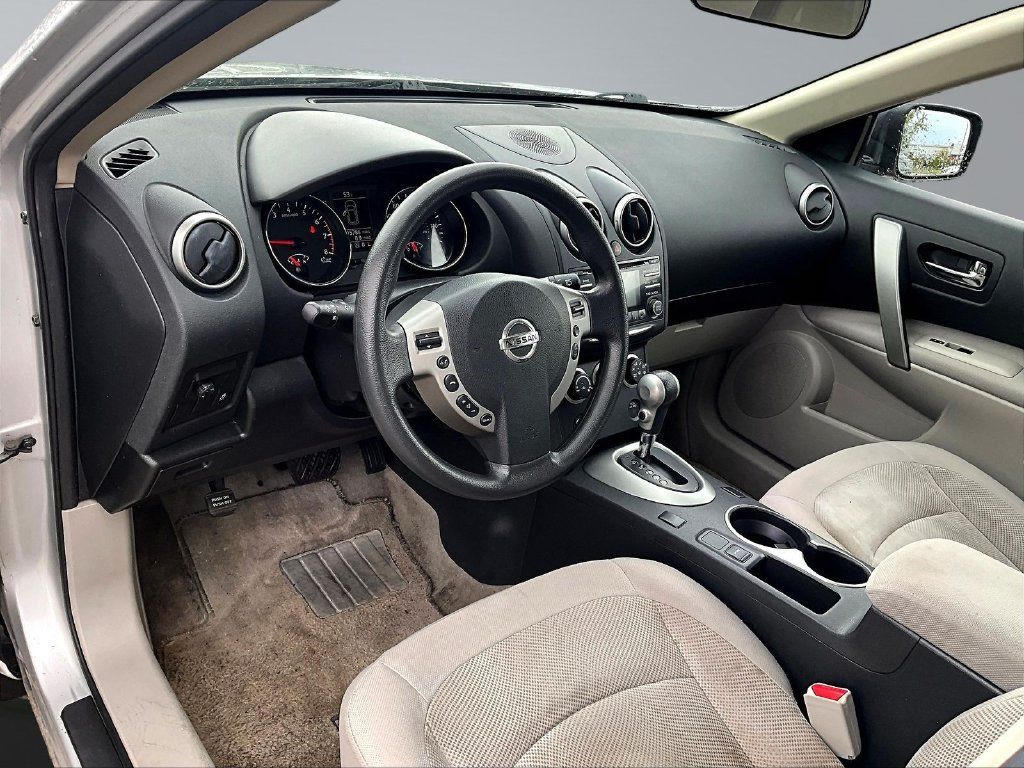 Used 2014 Nissan Rogue S w/ Convenience Package FWD image 19