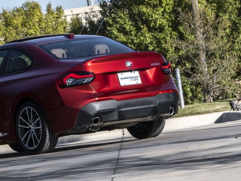 Certified 2025 BMW 230i Coupe image 6