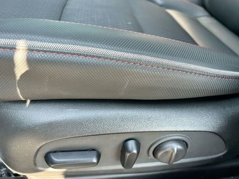 Used 2023 Chevrolet TrailBlazer RS w/ Sun and Liftgate Package image 15