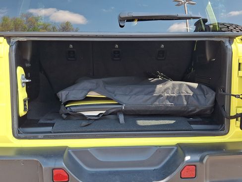 Certified 2022 Jeep Wrangler Unlimited Sport AWD/4WD image 28