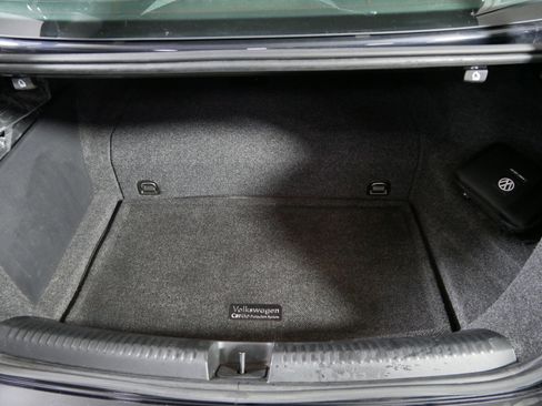 Used 2014 Volkswagen Jetta Hybrid Sedan image 18