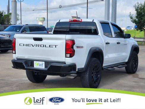 Used 2023 Chevrolet Colorado Trail Boss w/ Advanced Trailering Package AWD/4WD image 3