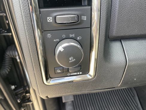 Used 2016 RAM 1500 Sport w/ Convenience Group AWD/4WD image 17