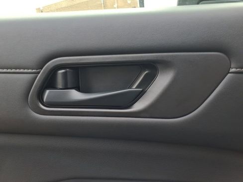 New 2026 Nissan Pathfinder SV image 16