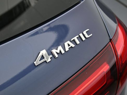 Used 2024 Mercedes-Benz GLE 450e 4MATIC image 52