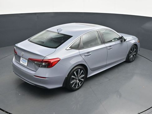 Used 2024 Honda Civic EX image 19