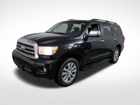 Used 2016 Toyota Sequoia Limited w/ Safety & Convenience Package AWD/4WD image 9
