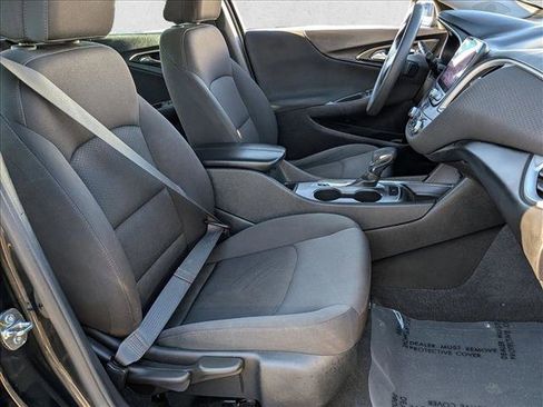 Used 2022 Chevrolet Malibu LT image 23