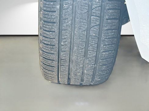 Used 2018 Mercedes-Benz GLS 450 4MATIC w/ Premium Package image 43