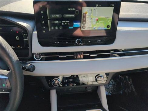 Used 2025 Mitsubishi Outlander SEL image 15