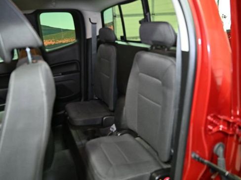 Used 2016 Chevrolet Colorado LT w/ LT Convenience Package image 52