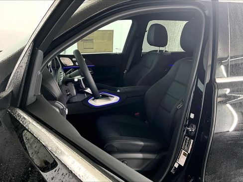New 2026 Mercedes-Benz GLS 450 4MATIC image 14