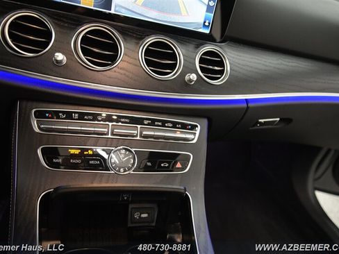 Used 2018 Mercedes-Benz E 300 w/ Premium 1 Package image 32