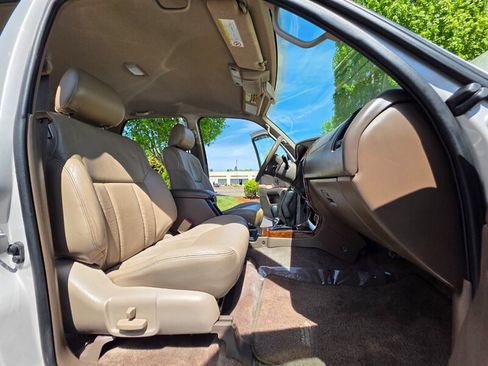 Used 2000 Toyota 4Runner Limited AWD/4WD image 14