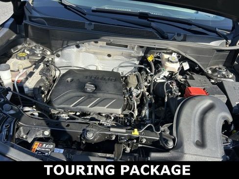 Used 2024 Buick Encore GX Sport Touring image 11