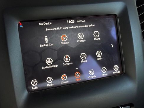 Used 2021 Jeep Cherokee Latitude FWD image 32