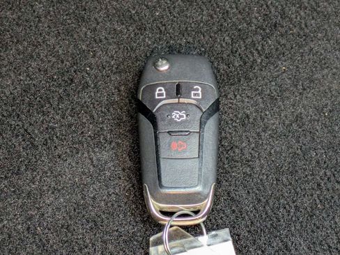 Used 2014 Ford Fusion SE w/ Equipment Group 201A image 28