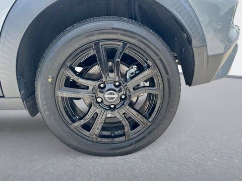 Used 2024 Nissan Kicks SR FWD image 13