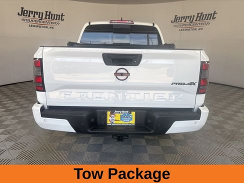 Used 2023 Nissan Frontier PRO-4X w/ Pro Convenience Package AWD/4WD image 6