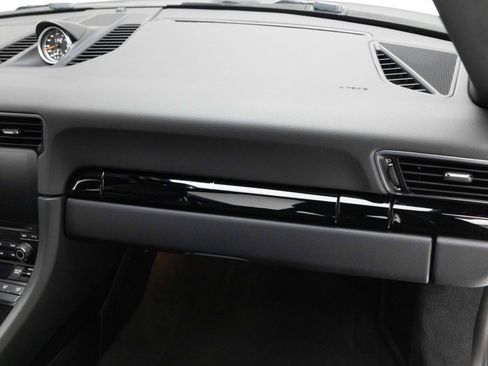 Used 2018 Porsche 911 Carrera T RWD image 24