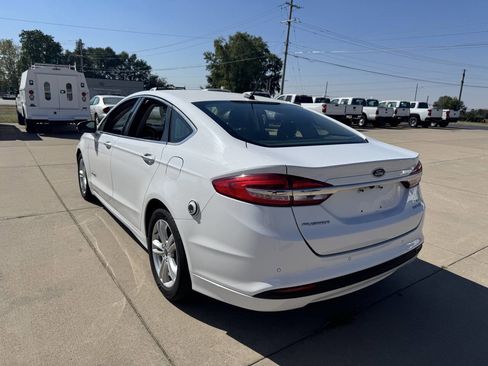 Used 2018 Ford Fusion SE w/ Equipment Group 602A image 14