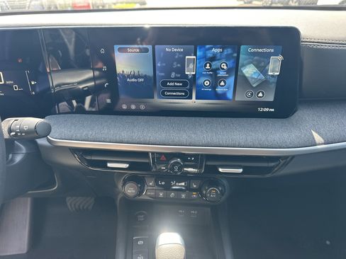 New 2026 Nissan Kicks SV FWD image 18