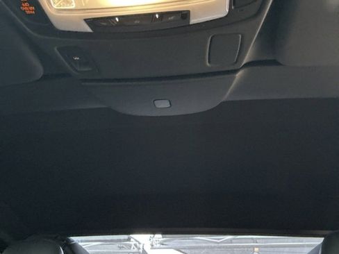 Used 2019 BMW i8 Roadster image 19